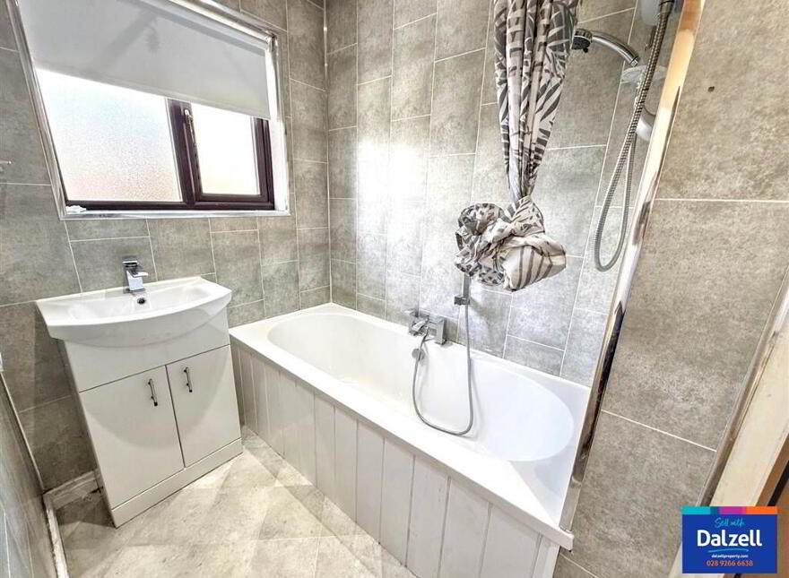 62 Huguenot Drive, Lisburn, BT27 4UJ