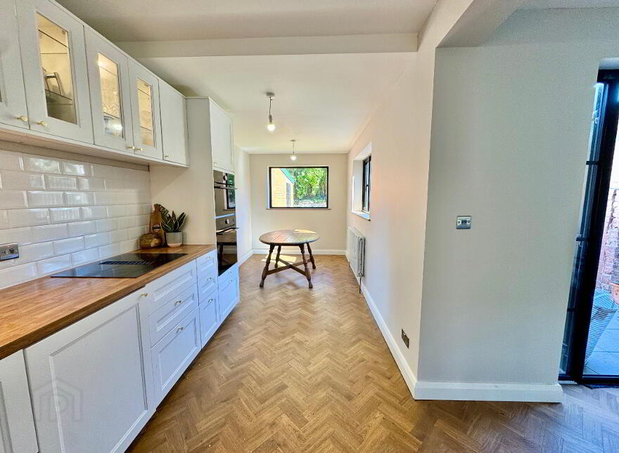 15 Hillside Crescent, Belfast, BT9 5EN