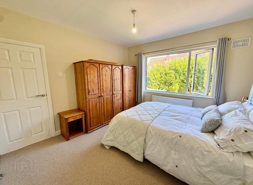 15 Hillside Crescent, Belfast, BT9 5EN