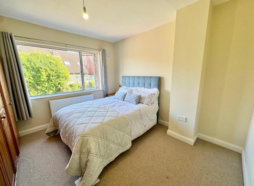 15 Hillside Crescent, Belfast, BT9 5EN