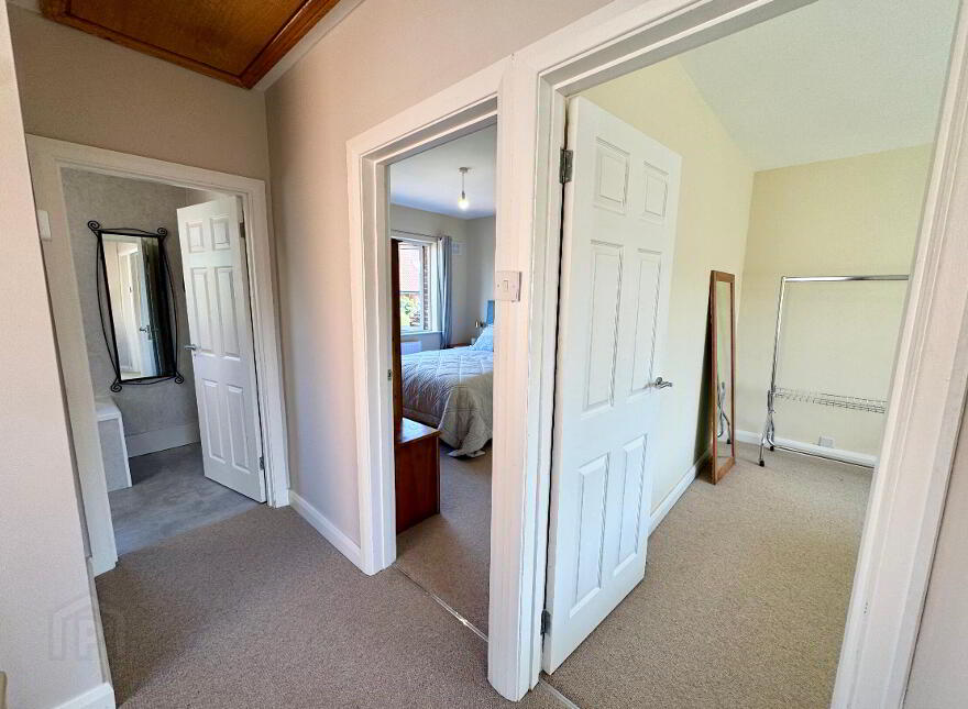 15 Hillside Crescent, Belfast, BT9 5EN