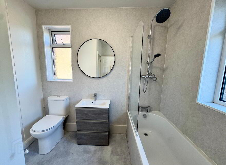 15 Hillside Crescent, Belfast, BT9 5EN