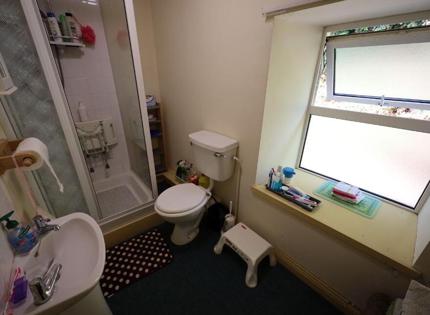 Glenview, 11 Glen Road, Monkstown, T12D6KD