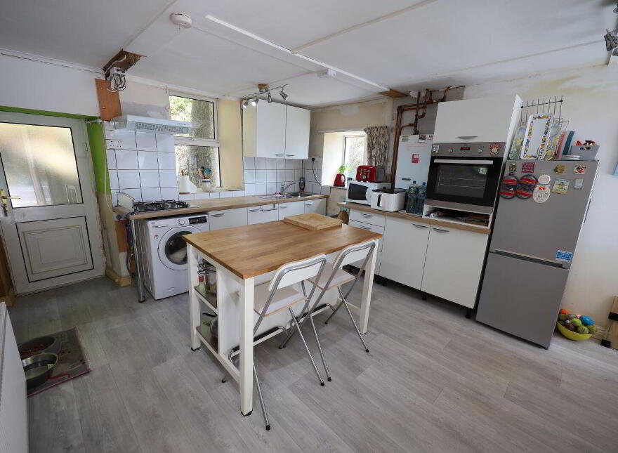 Glenview, 11 Glen Road, Monkstown, T12D6KD