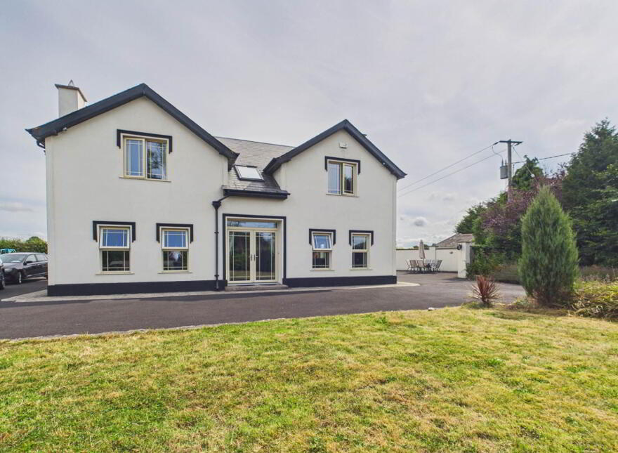 Phoenix Down, Youngstown, Athy, R14EH42