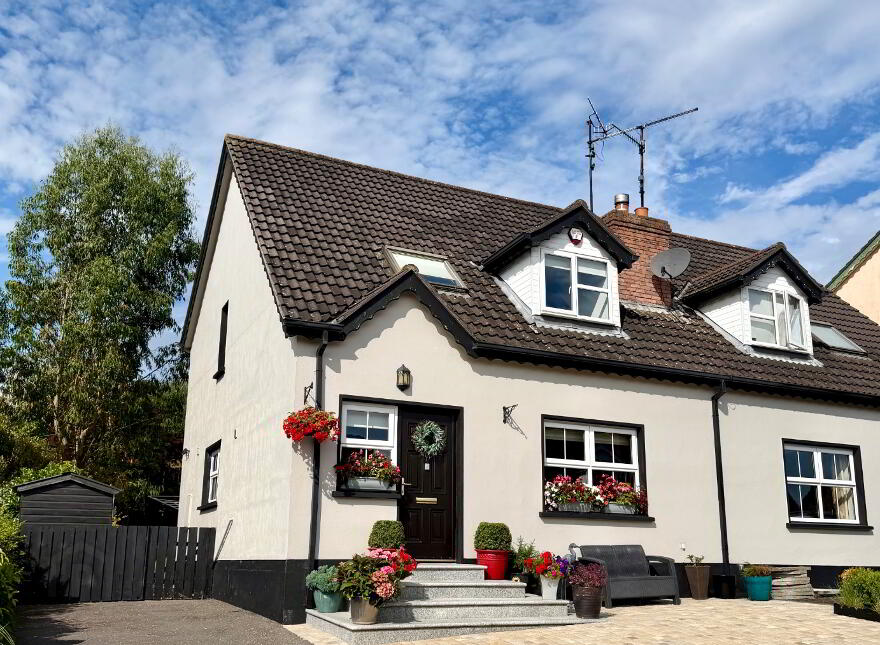 7 Ard Ri Gardens, Armagh, BT60 4BS