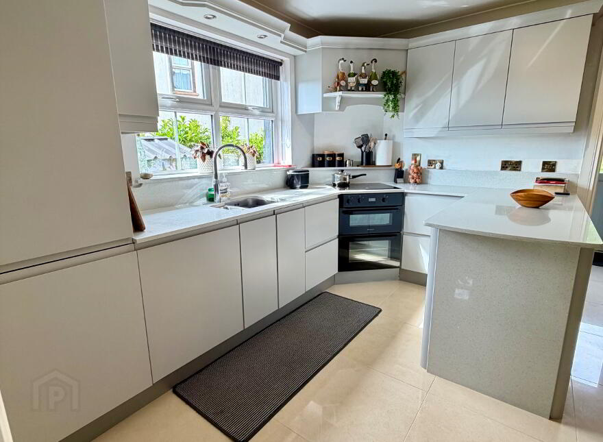 7 Ard Ri Gardens, Armagh, BT60 4BS