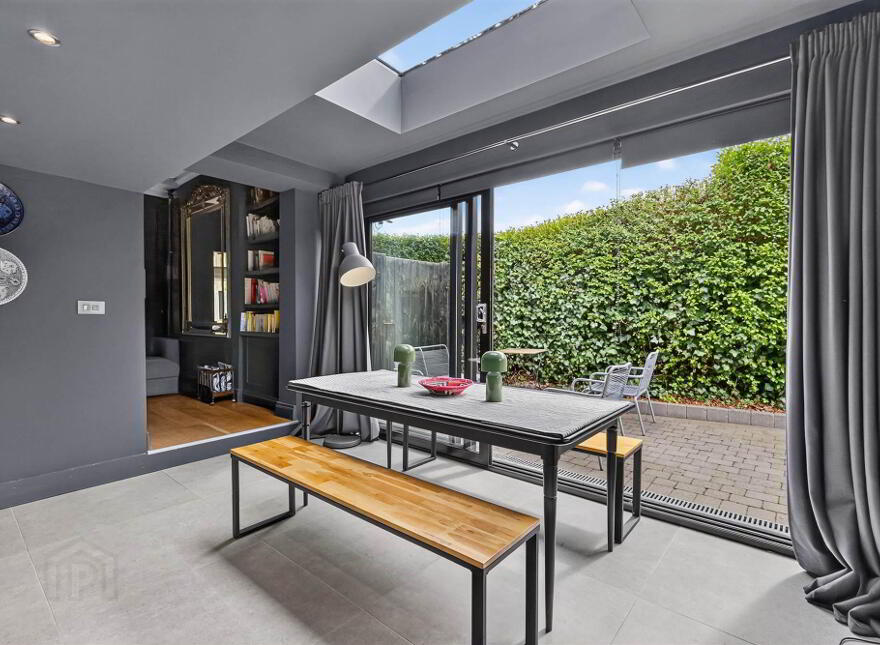 Highview, 1 Princetown Road, Bangor, BT20 3TA