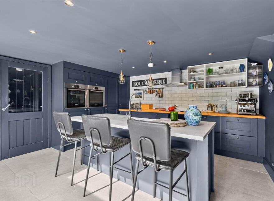 Highview, 1 Princetown Road, Bangor, BT20 3TA