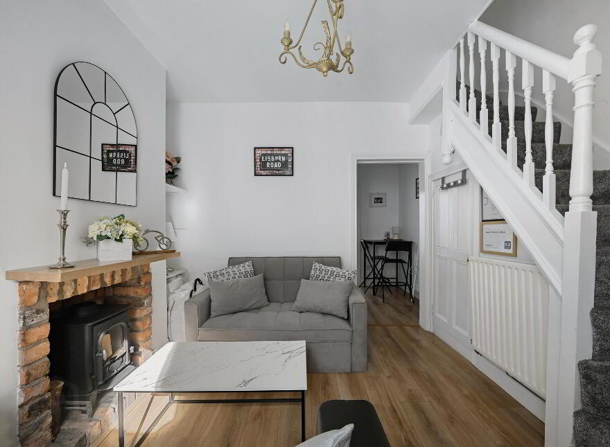 11 Mayfield Street, Lisburn Road, Belfast, BT9 7HF