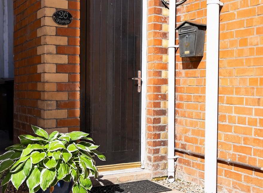 26 Riverside, Antrim, BT41 4BH