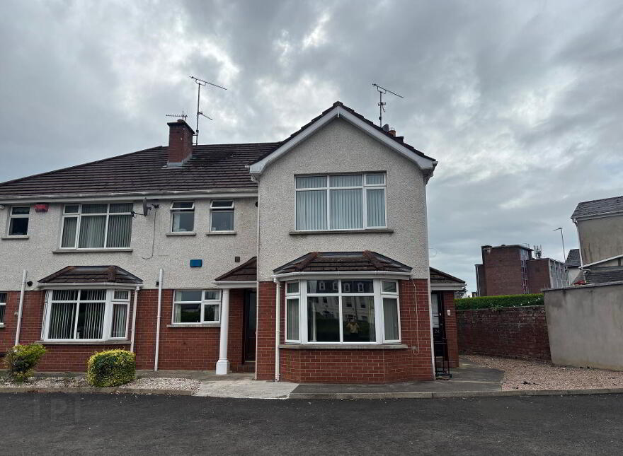 22 Lodge Manor, Coleraine, BT52 1JX