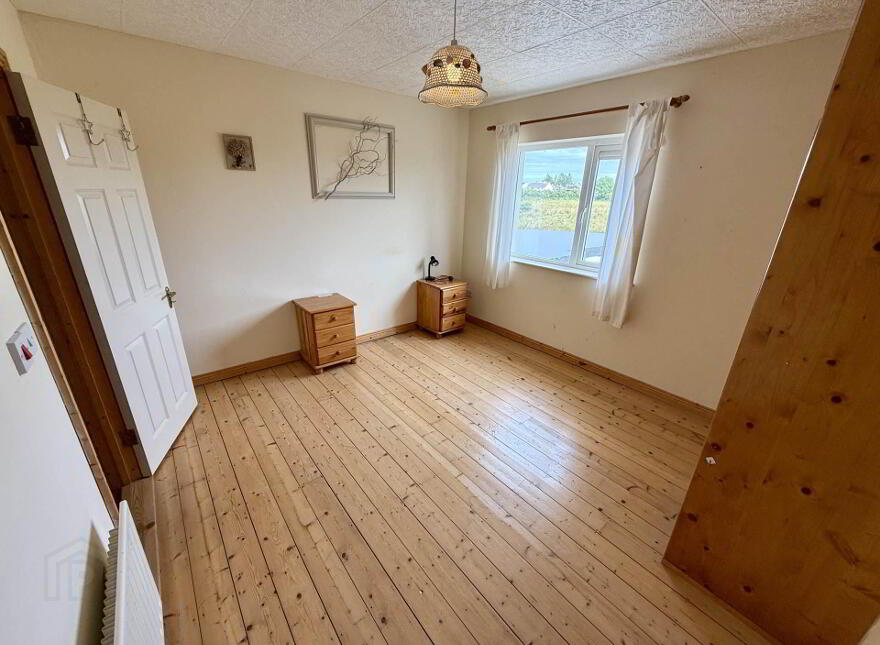16 Cherryvale, Ballyhaunis, F35CX82