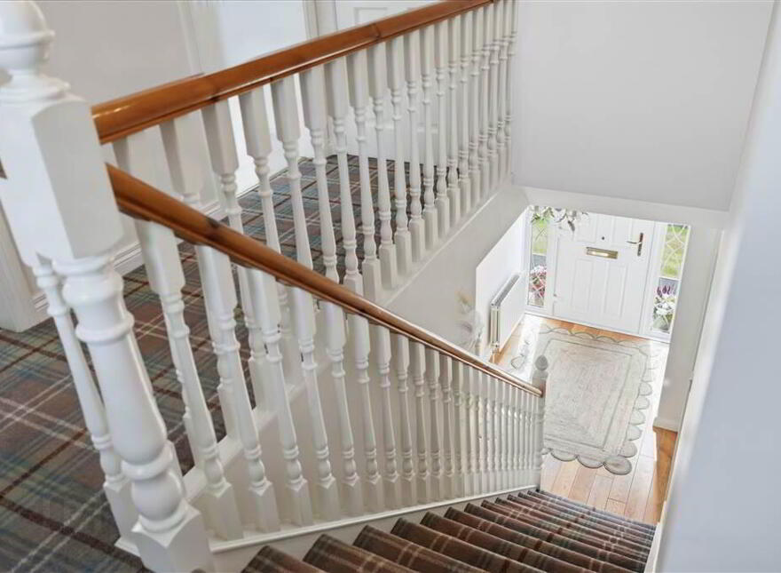 10 Grangefield, Toomebridge, BT41 3TZ