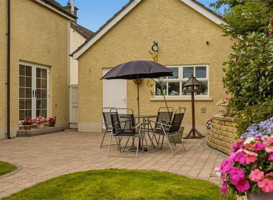 10 Grangefield, Toomebridge, BT41 3TZ