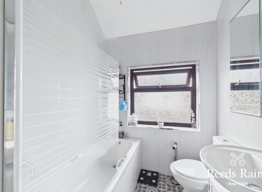 53 Warren Park Drive, Lisburn, BT28 1HF
