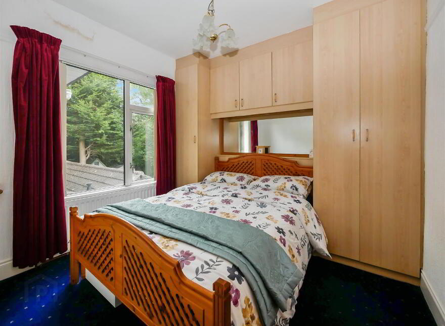 5 Breda Gardens, School Road, Belfast, BT8 6BZ