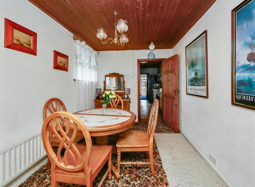 5 Breda Gardens, School Road, Belfast, BT8 6BZ