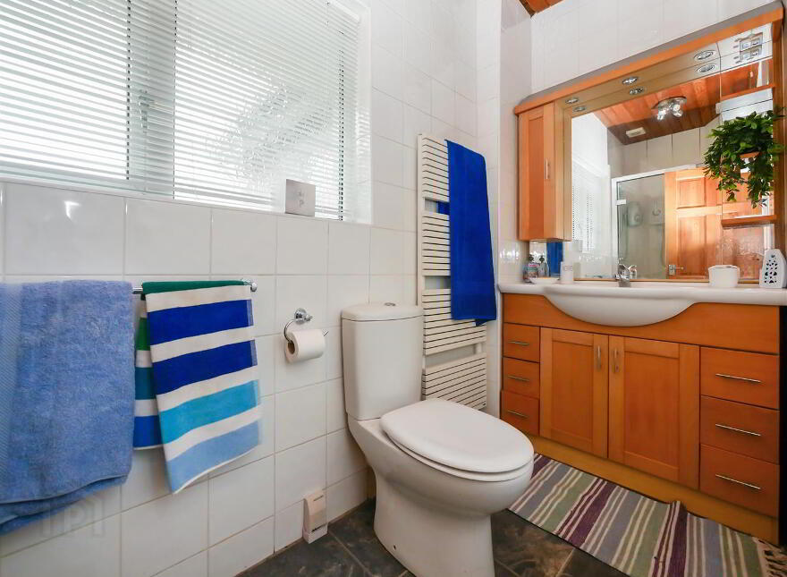5 Breda Gardens, School Road, Belfast, BT8 6BZ