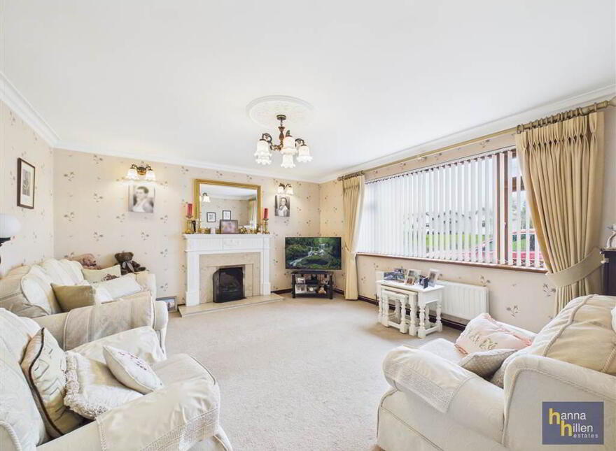 18 Hollywood Grove, Newry, BT34 2JT