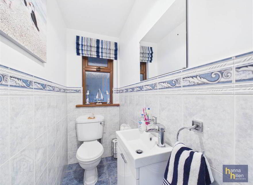 18 Hollywood Grove, Newry, BT34 2JT
