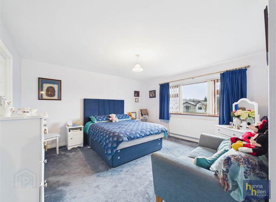 18 Hollywood Grove, Newry, BT34 2JT