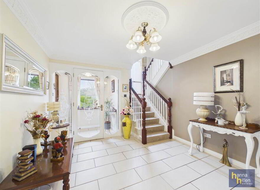18 Hollywood Grove, Newry, BT34 2JT