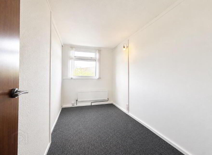 12 Finnis Close, Belfast, BT9 6QW