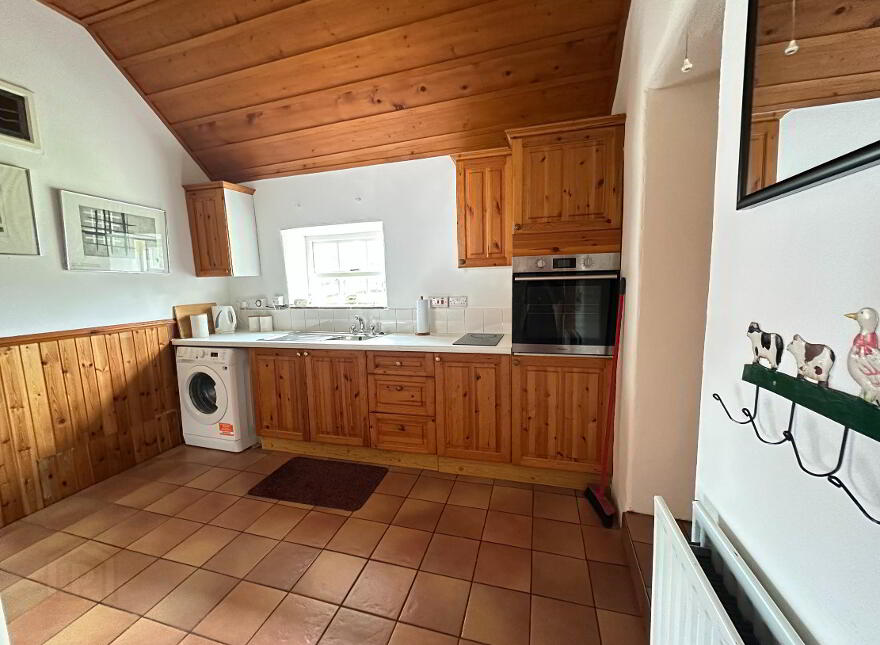 8a Eglish Road, Broughshane, Ballymena, BT43 7LD
