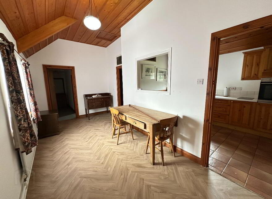 8a Eglish Road, Broughshane, Ballymena, BT43 7LD