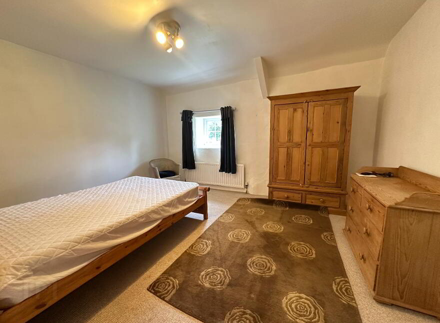 8a Eglish Road, Broughshane, Ballymena, BT43 7LD