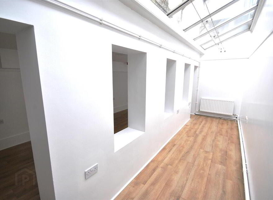 77 High Street, Bangor, BT20 5BD