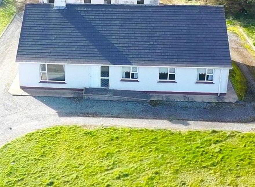 2 X Houses On, C. 4 5acres, Derryconnor, Gortahork, F92VY93
