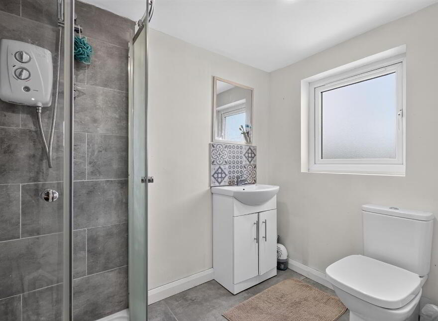 107 Greystown Avenue, Belfast, BT9 6UH