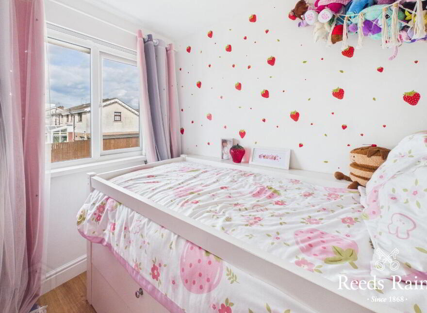 21 Lagmore Meadows, Dunmurry, Belfast, BT17 0TE