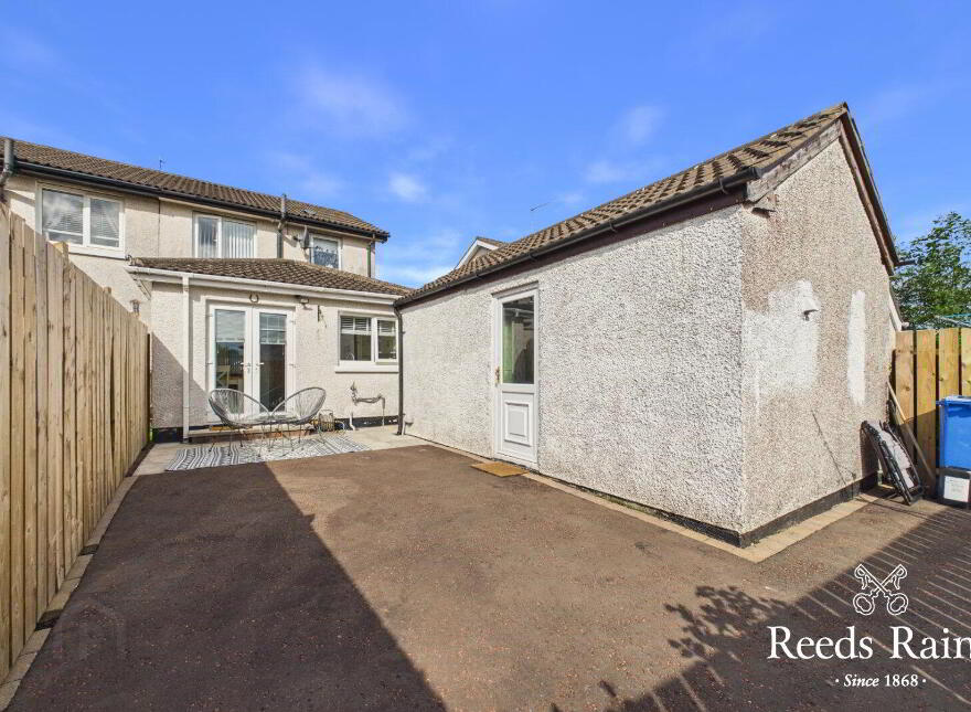 21 Lagmore Meadows, Dunmurry, Belfast, BT17 0TE