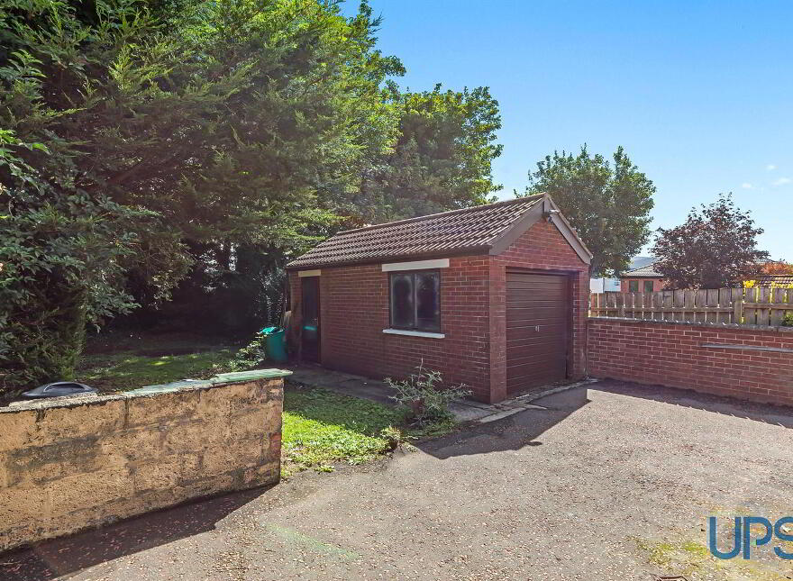 13 St. Agnes Drive, Andersonstown, Belfast, BT11 8GZ