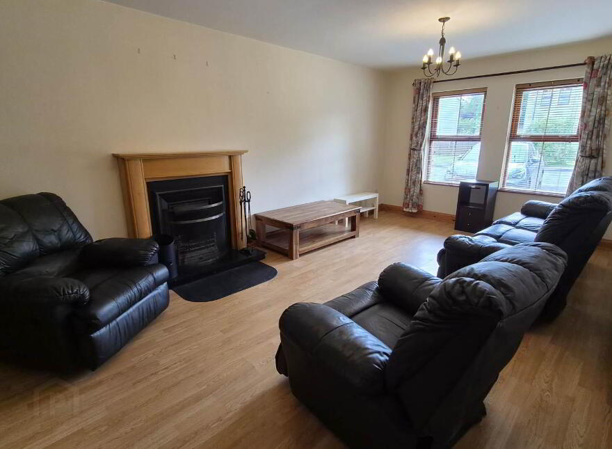 10 Coylin Court, Ramelton, F92KT97