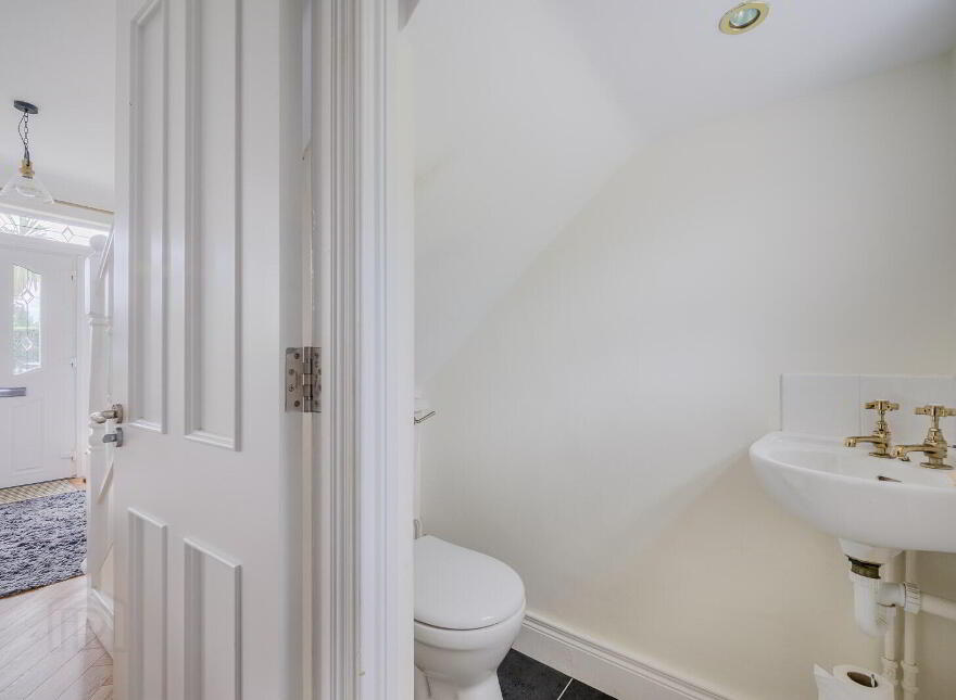 25 Cairnburn Avenue, Belfast, BT4 2HT