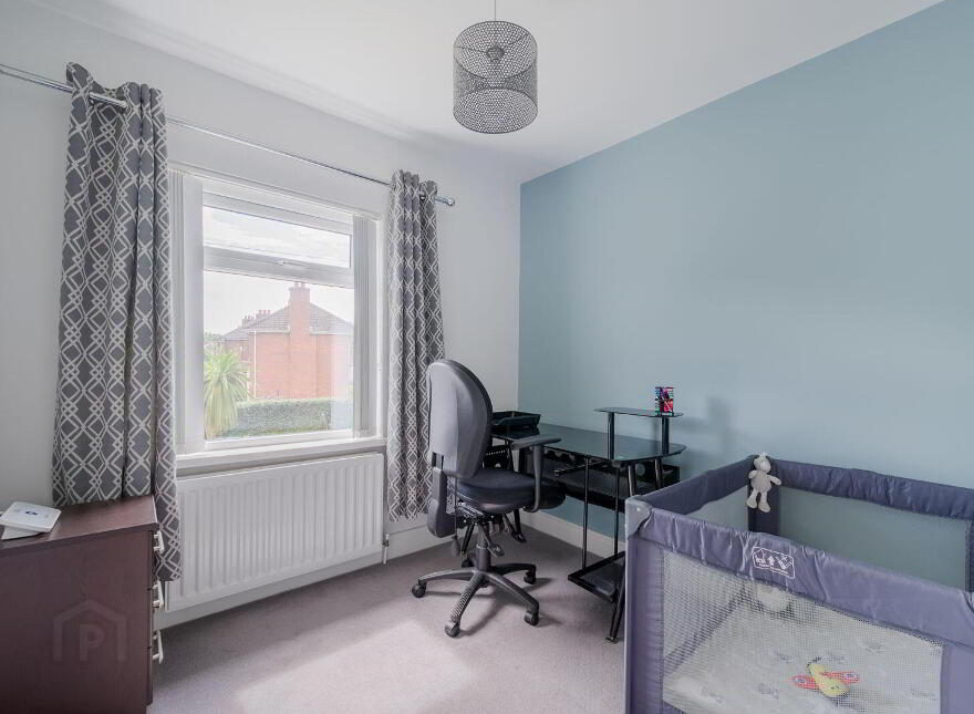 25 Cairnburn Avenue, Belfast, BT4 2HT