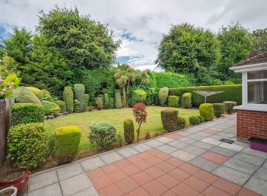 25 Cairnburn Avenue, Belfast, BT4 2HT
