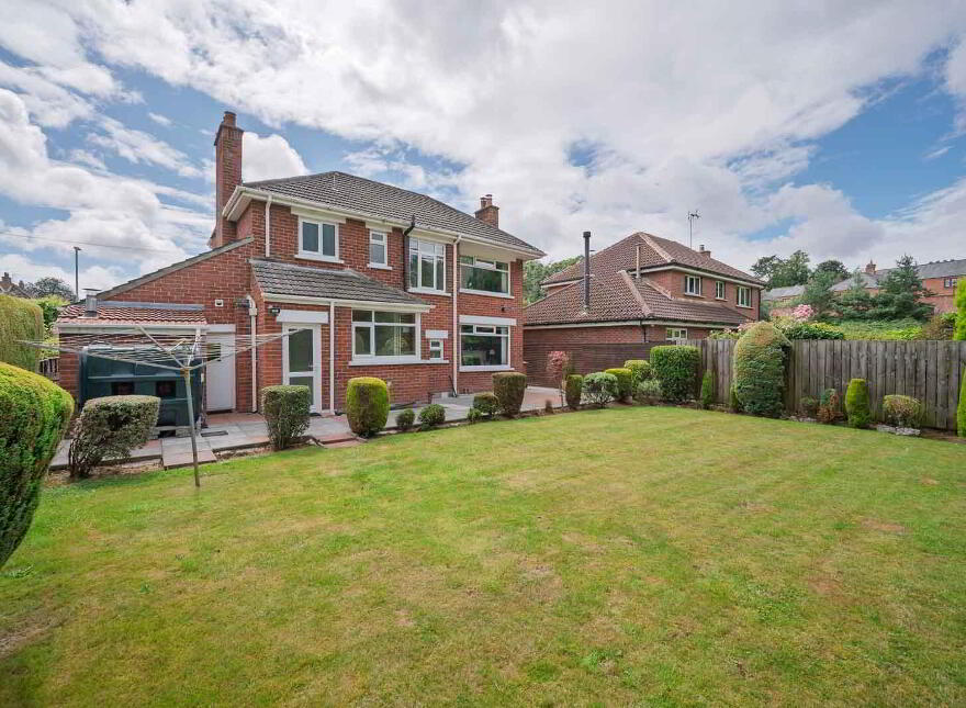 25 Cairnburn Avenue, Belfast, BT4 2HT