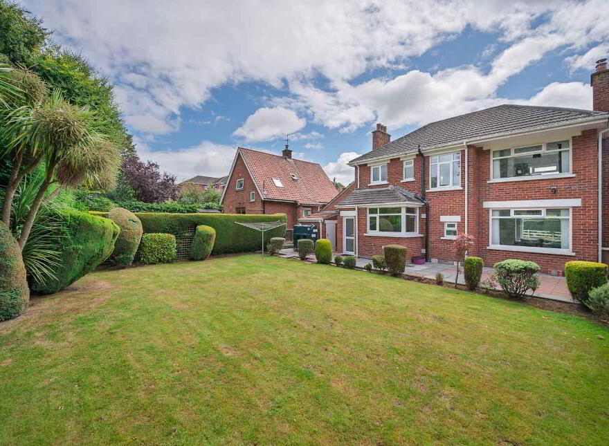 25 Cairnburn Avenue, Belfast, BT4 2HT