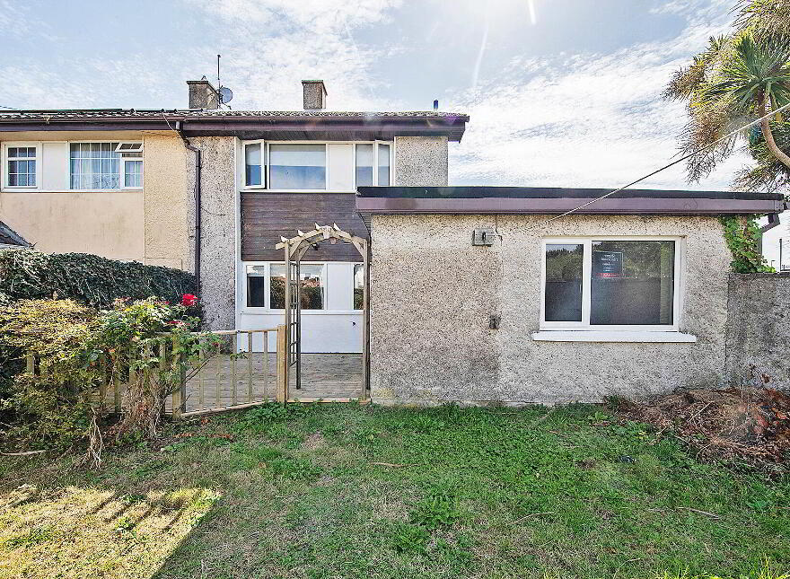 1 Western Bay, Dungarvan, X35T253