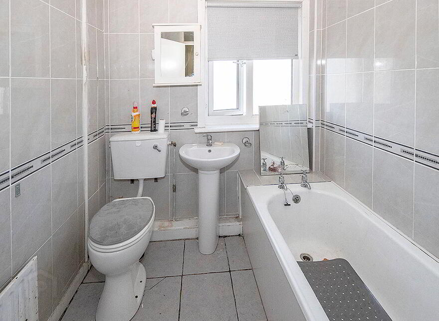 1 Western Bay, Dungarvan, X35T253
