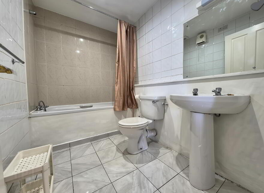 Apartment 20 Rinardo House Ard Ri, Golden Island, Athlone, N37TW86