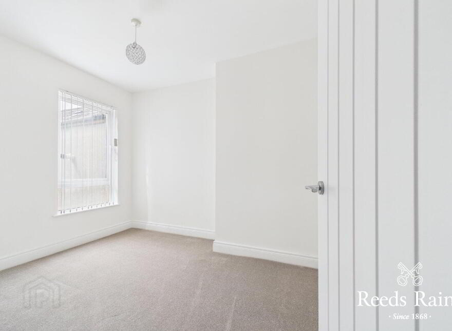 61 Ravenscroft Avenue, Belfast, BT5 5BB
