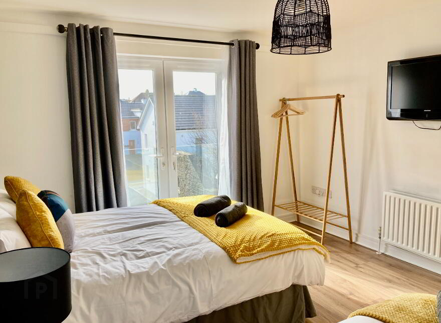 STUDENT LET 2026-27, 10 Old Church Court, Portstewart, BT55 7WB
