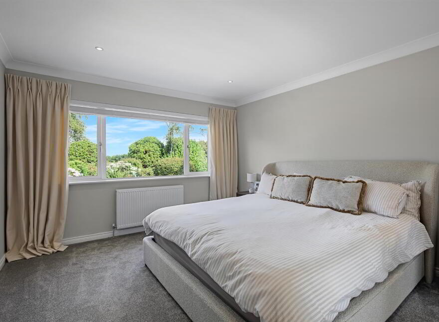 42 Loughries Road, Newtownards, BT23 8RW