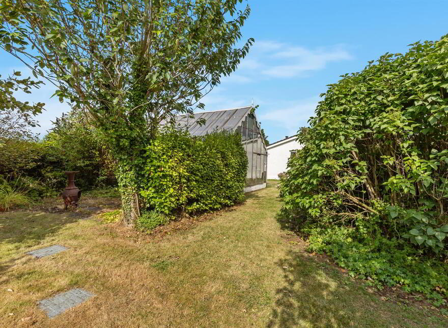 42 Loughries Road, Newtownards, BT23 8RW